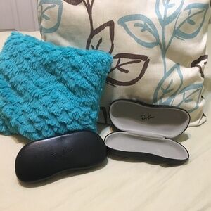 Ray-ban sunglasses hard cases bundle